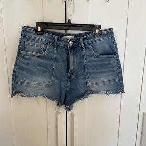 Good American denim shorts
